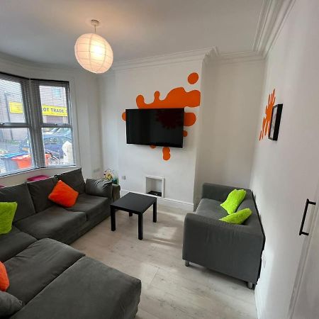 Вилла Nickelodeon House Great For Kids Блэкпул Экстерьер фото