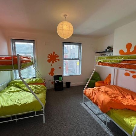 Вилла Nickelodeon House Great For Kids Блэкпул Экстерьер фото